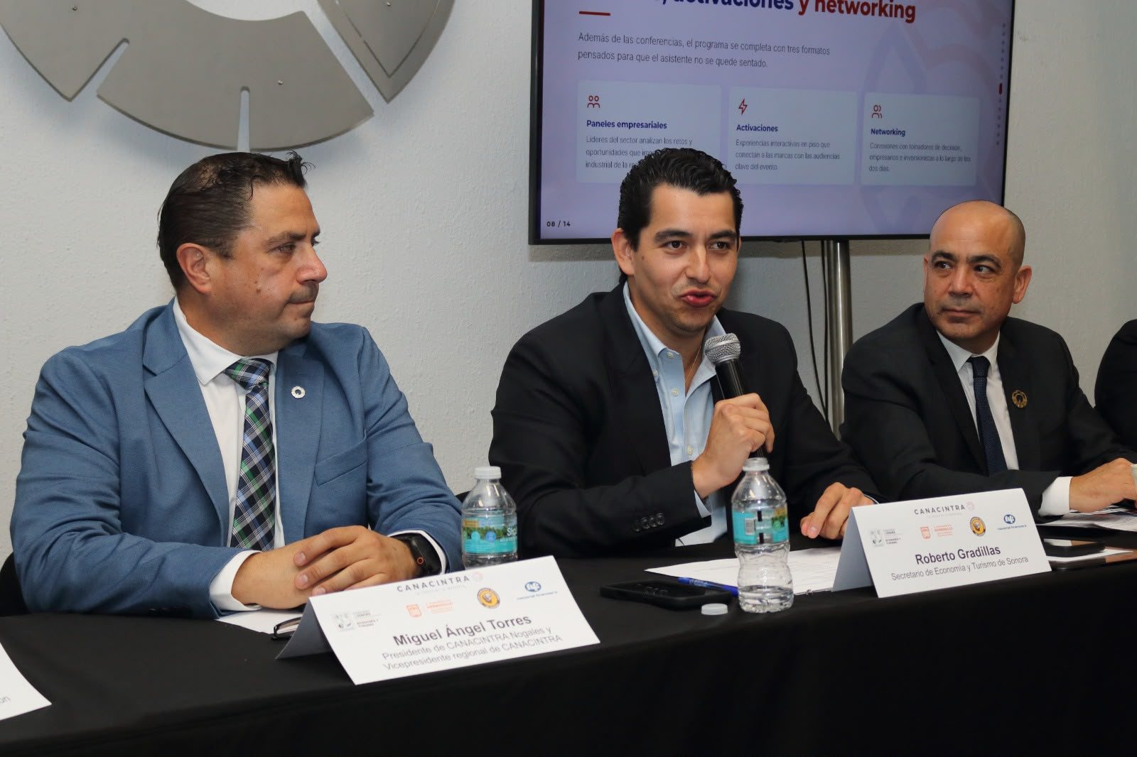 Representantes de las delegaciones de CANACINTRA Sonora